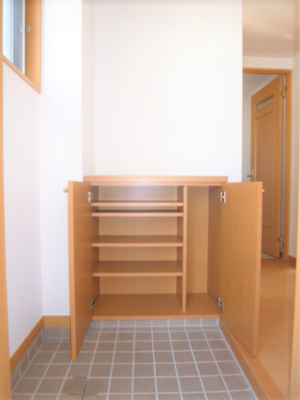 玄関　落ち着いた玄関です