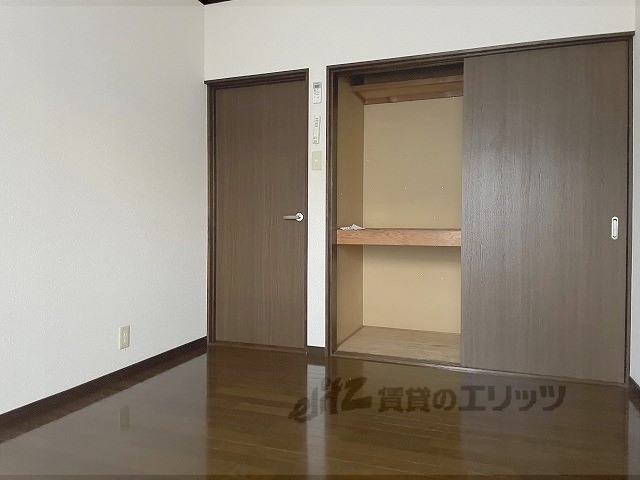 居室・リビング　洋室