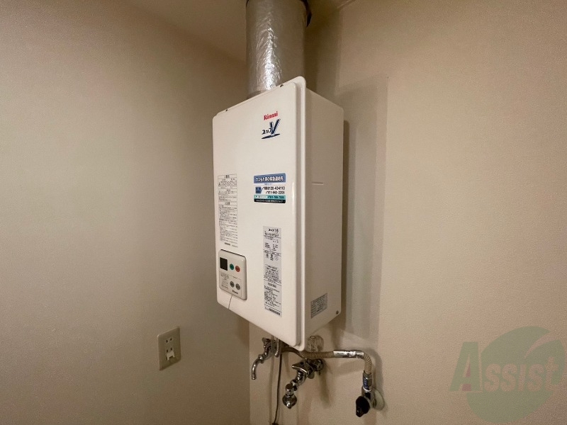 その他　給湯器は簡単操作で温度調整ができますよ。