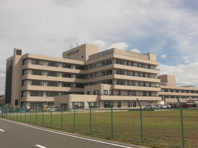 病院　綾部市立病院（病院）まで433m