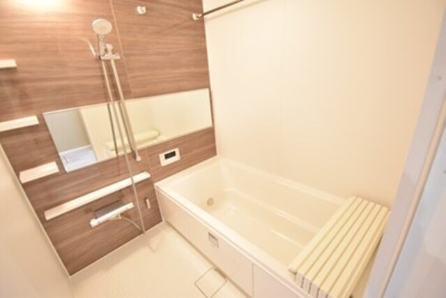 バス・シャワールーム　浴室