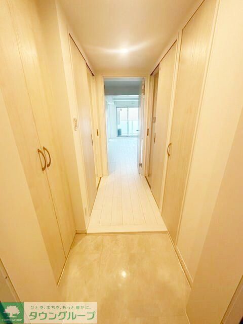 玄関　お部屋探しは株式会社　タウンハウジング　までお気軽にお問合…