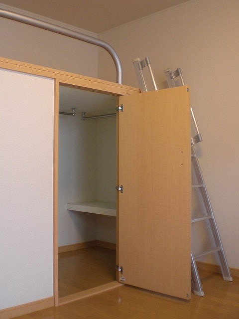 その他　ベット下の収納を有効活用。お部屋をスッキリと見せれます。