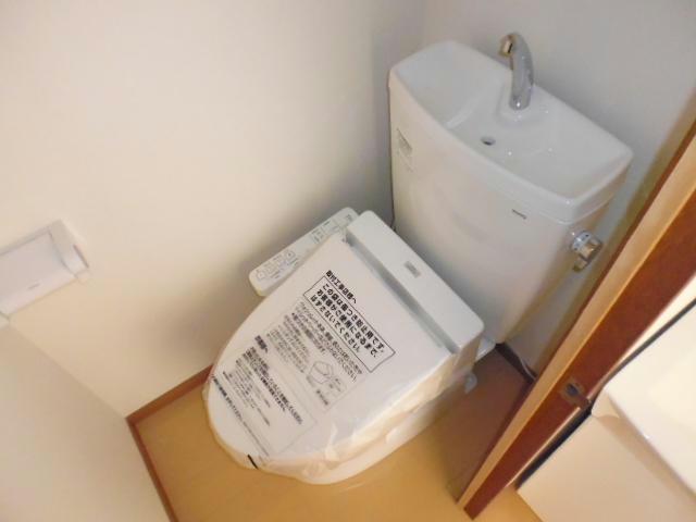 トイレ　別部屋