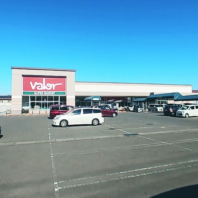 スーパー　バロー笹部店（スーパー）まで868m