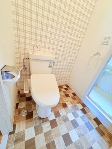 トイレ　コンパクトで使いやすいトイレです