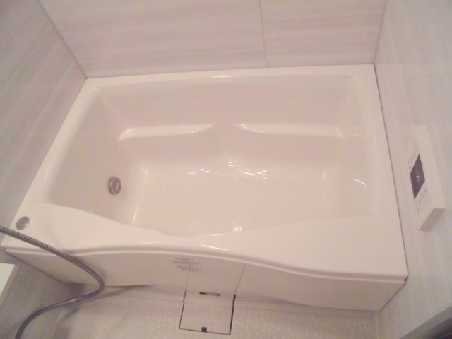 バス・シャワールーム　※別部屋の参考写真です。