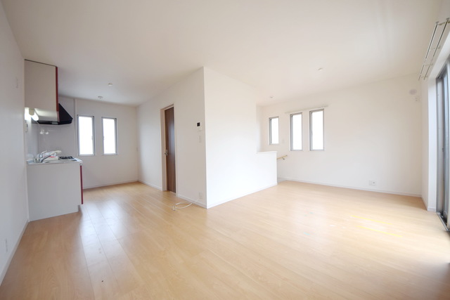 居室・リビング　～広々としたリビング～