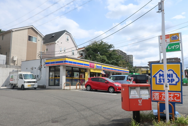 コンビニ　ミニストップ　多摩永山店（コンビニ）まで200m