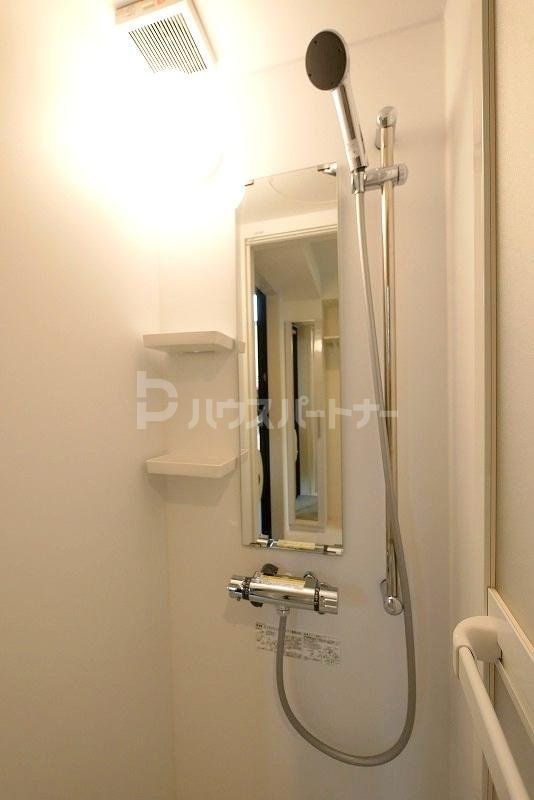 バス・シャワールーム　シャワールーム