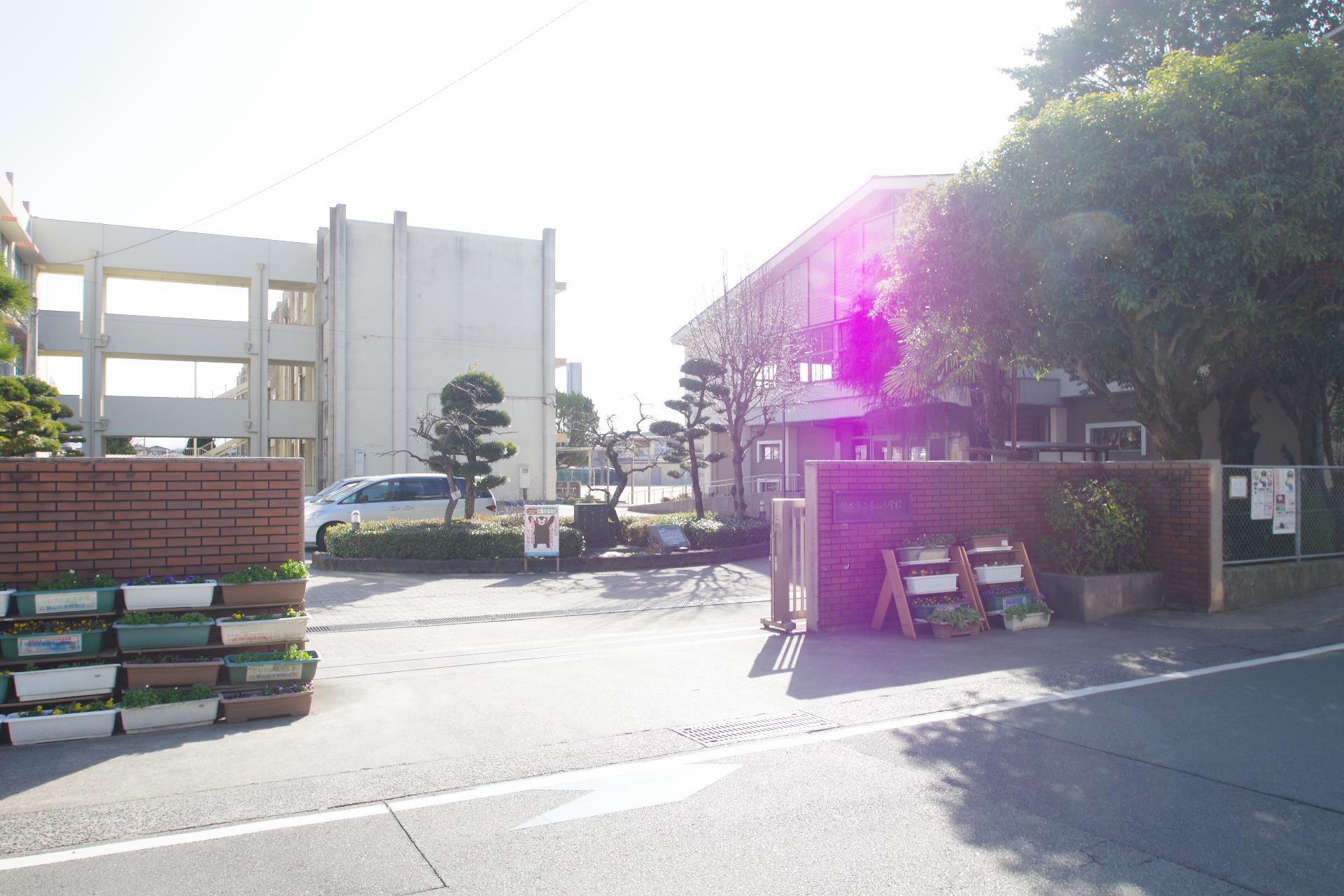 小学校　帯山小学校（小学校）まで1600m
