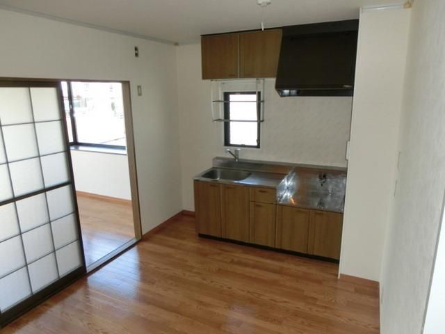 その他部屋・スペース　６帖のＤＫです