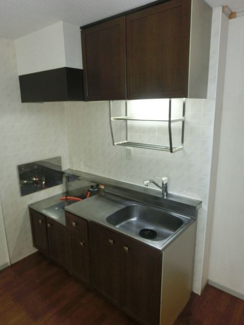 キッチン　2口ガスコンロ設置可広いキッチン