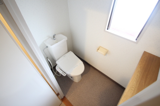 トイレ　※別部屋の写真です