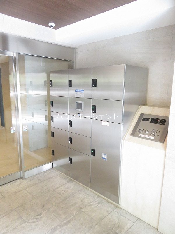 その他設備　宅配ボックスあります。