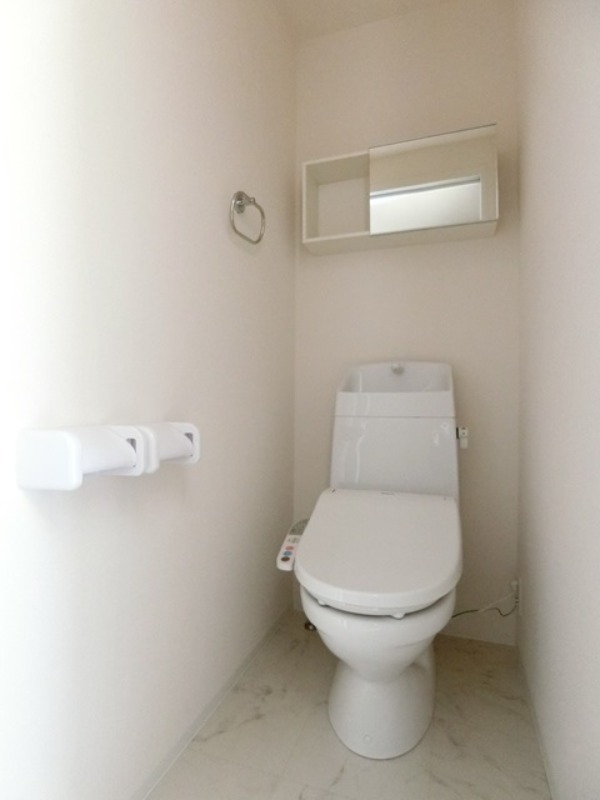 トイレ　図面と現状に相違がある場合には現状を優先