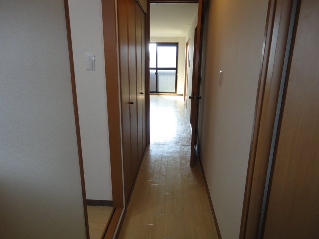玄関　廊下