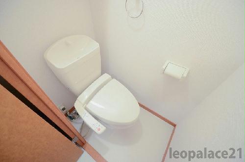 トイレ　設備・仕様は号室により異なる為、現況を優先致します。