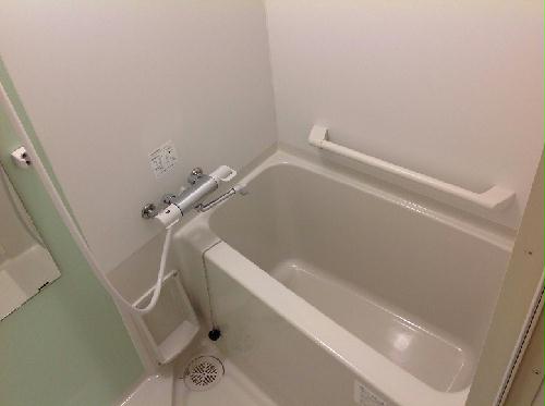 バス・シャワールーム　※完成イメージ。色合い等実際と異なる場合がございます。