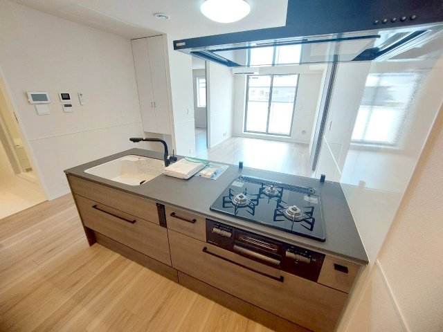 キッチン　同仕様参考写真※カラー・仕様は変更の可能性がございます。