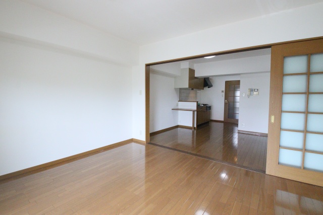 居室・リビング　※別室の参考写真の為、現況優先です。