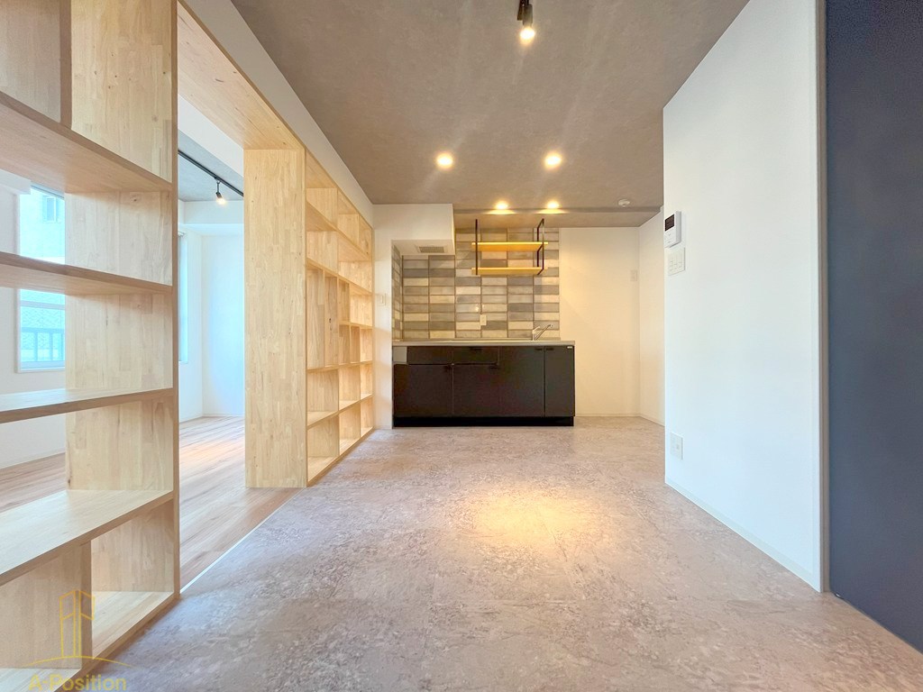 居室・リビング　ラクメンビル