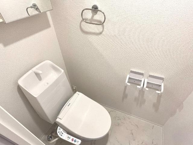 トイレ　トイレ