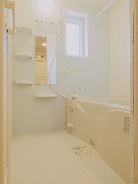 バス・シャワールーム　図面と現状に相違がある場合には現状を優先