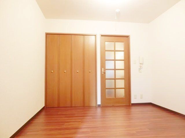 その他部屋・スペース　エアコン完備の洋室です