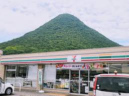 コンビニ　セブンイレブン 丸亀飯山町川原店（コンビニ）まで918m