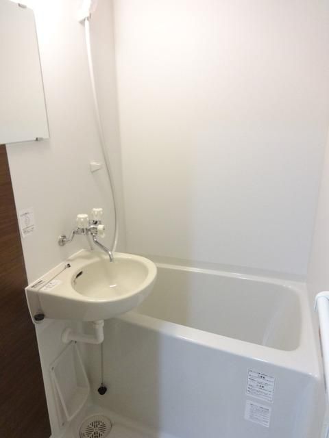 バス・シャワールーム　★★清潔感のあるバスルーム★★