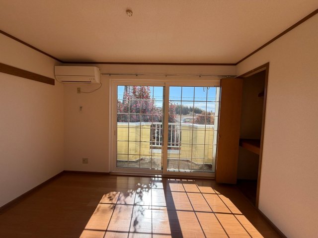 収納　南向きで日当たりの良いお部屋！