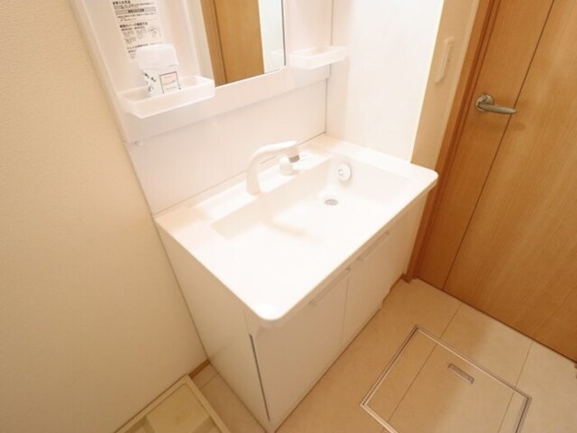 洗面設備　洗髪洗面化粧台