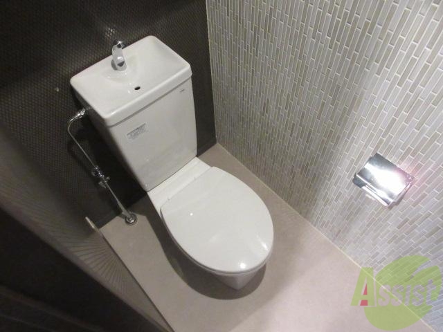 トイレ　トイレも清潔感がありますね。