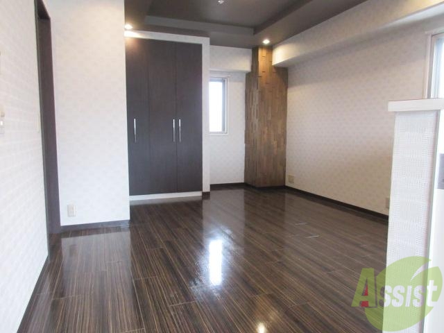 居室・リビング　広々とした空間ですね。