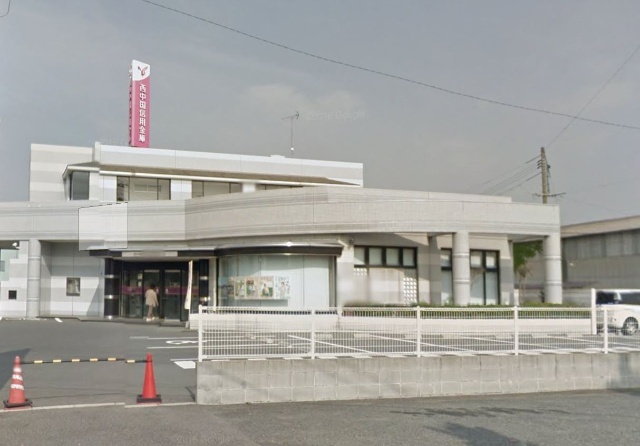 銀行　西中国信用金庫琴芝支店（銀行）まで1894m