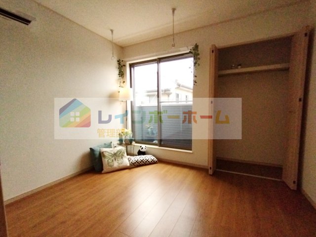 居室・リビング　同仕様別部屋の画像です。