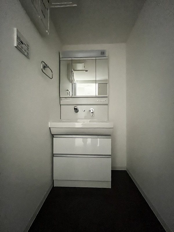 洗面設備　※掲載情報と物件の現況が異なる場合、現況を優先するものとしま