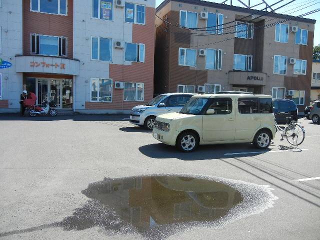 駐車場　駐車場