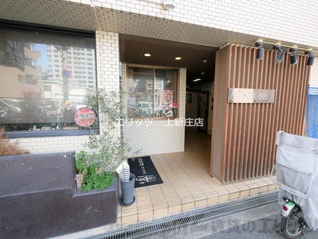 エントランス　エントランス