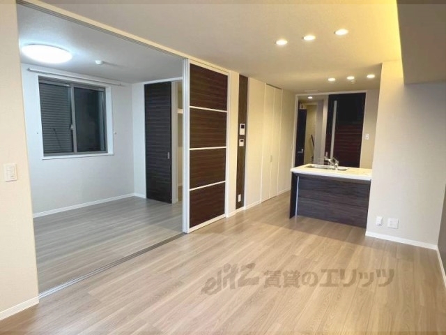 居室・リビング　リビング