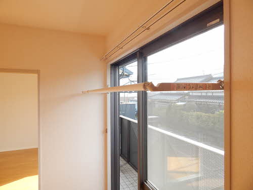 バルコニー　陽当たり良好なバルコニーです♪