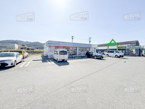 コンビニ　ローソン 久留米日野曽根店（コンビニ）まで525m