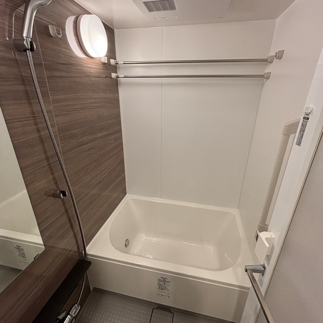 バス・シャワールーム　※写真は同タイプ住戸です。