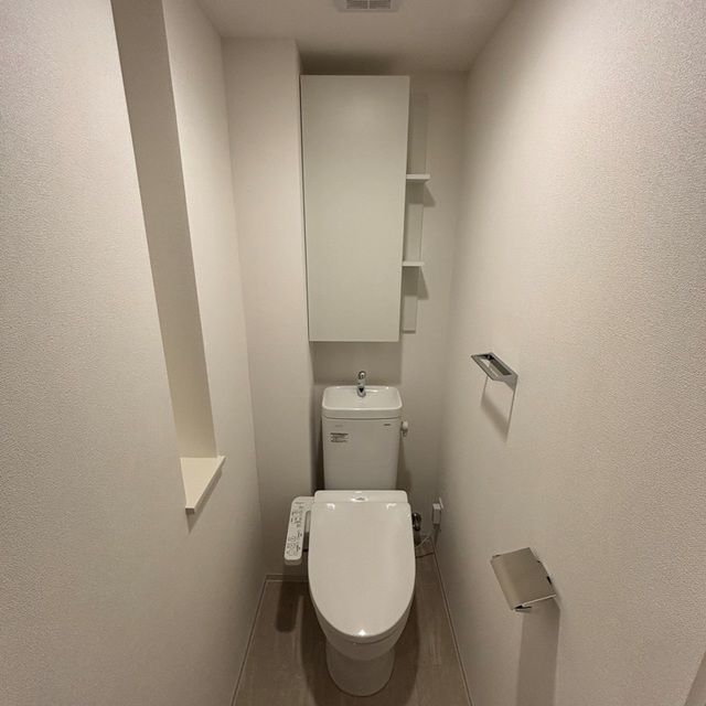 トイレ　※写真は同タイプ住戸です。