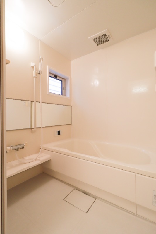 バス・シャワールーム　図面と現状に相違がある場合には現状を優先