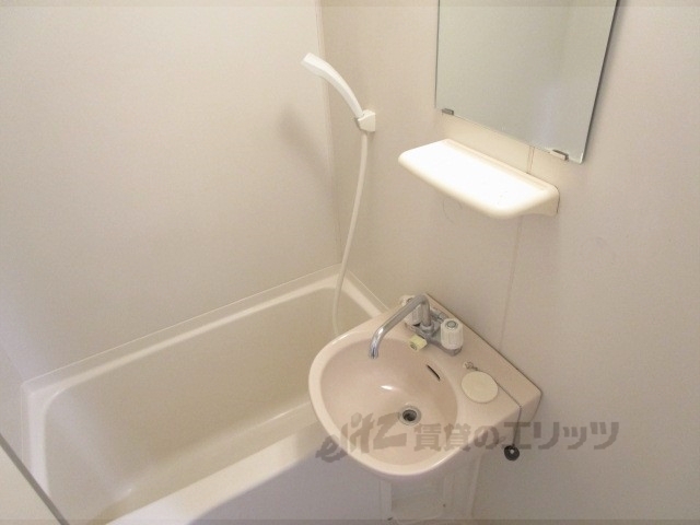 バス・シャワールーム　ユニットバス