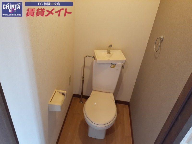 トイレ　別部屋参考写真です