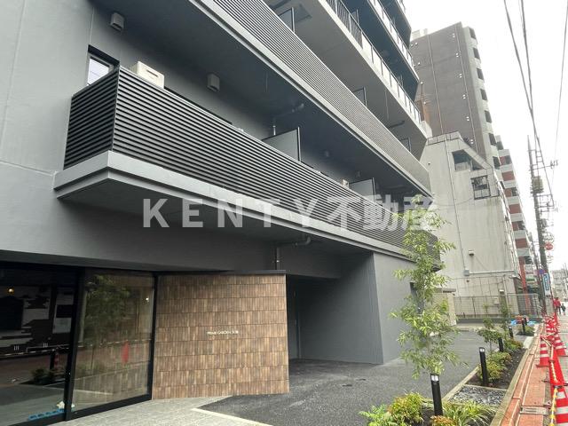 バルコニー　バルコニーからの眺めを楽しみながら食事をしませんか