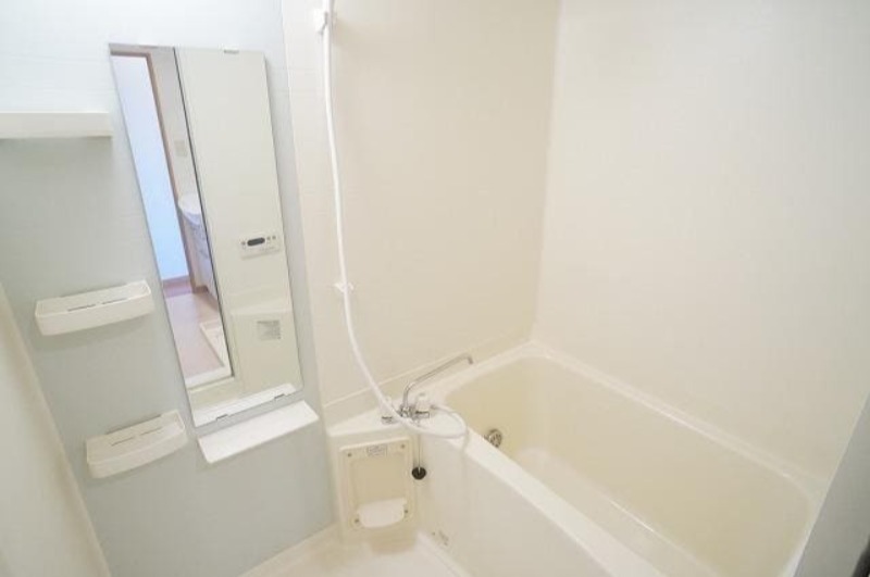 バス・シャワールーム　図面と現状に相違がある場合には現状を優先